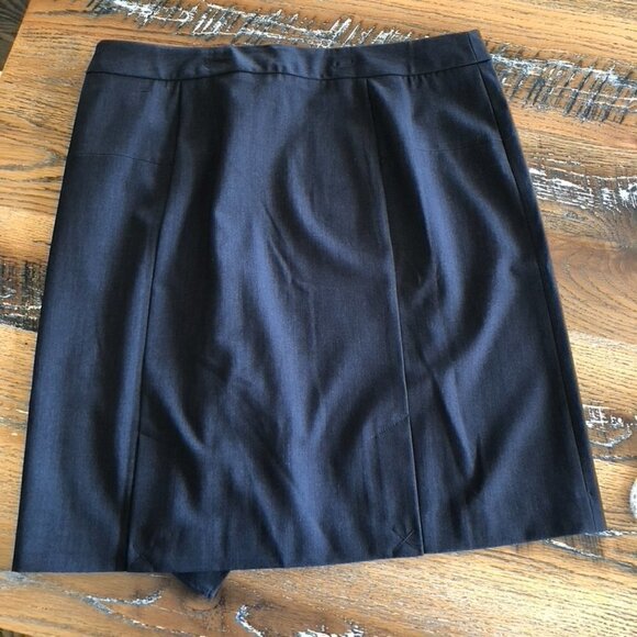 Adrienne Vittadini Women's Single Front Ruffle Gray Skirt Sz 12 - Picture 2 of 14